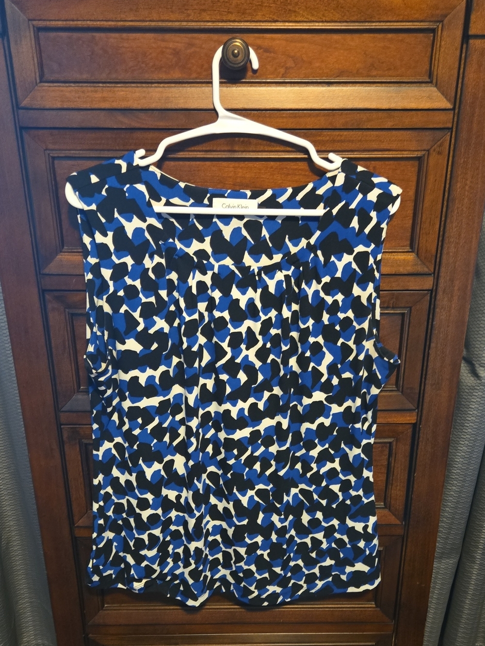 Calvin Klein Blue Black White Sleeveless Print Top